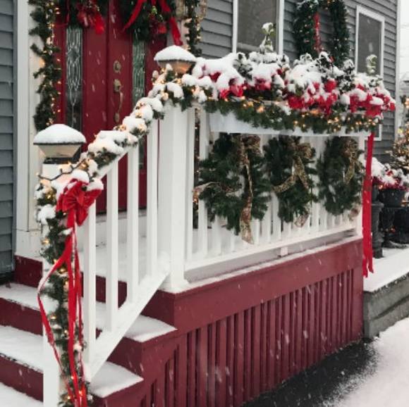 Meet your Posher, Denise - Picture 1 of 1